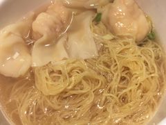 金牌港式鲜虾云吞面-新大咀港式茶餐厅(宝山万达店)