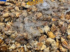 -三亚火车头万人海鲜广场