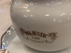 -Majestic Café
