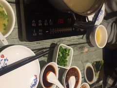 -丫丫汤膳打边炉(宏府408坊店)