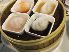 -新大咀港式茶餐厅(宝山万达店)