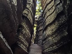 -梭布垭石林景区