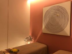 -诗丽华黛美容院