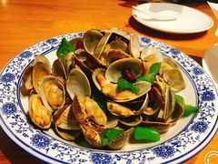 -泉畔人家·老济南经典鲁菜(大明湖店)