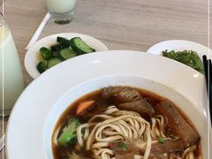 -康师傅私房牛肉面(马泉营奥莱店)