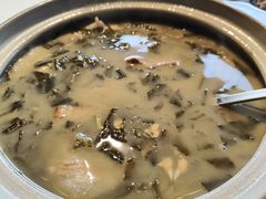 -八府香鸭·啫啫煲(华山路店)