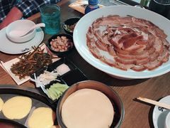 -三人行骨头王火锅(长寿店)