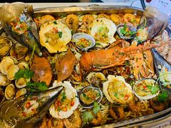 -东记炭炉·海鲜鸡煲(龙华店)