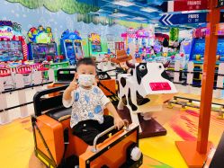 -莫莉幻想儿童乐园(武汉保利广场店)