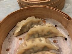 -浅深(世茂滨江精品店)