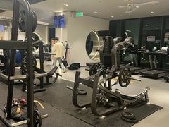 -超鹿运动(五四路恒力城店)