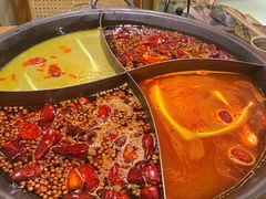 -白乐天毛肚火锅馆(解放碑店)