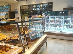 面包甜点陈列柜-巴黎贝甜(常德路店)