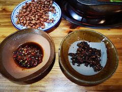 -苗家恒灵酸汤鱼-跳水牛肉连锁店(凯里总店)