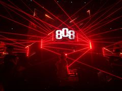 -808 LiveHouse