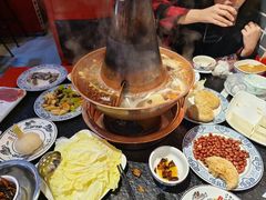 -老北京胡同味道二荤铺(酒仙桥店)