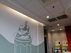 -麦当劳(百联西郊购物中心店)