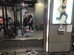 -一兆韦德健身(张杨路店)