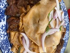 -壹阁胡羊焖饼(特色小吃街店)
