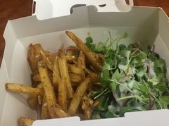 -BHC炸鸡(明洞总店)