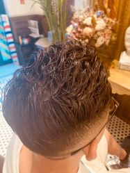 -TWOFACE 双面理发馆