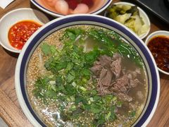 -云阿蛮云南生烫牛肉米线(奉贤路店)