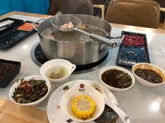 潮汕牛骨清汤锅-牛记皇·鲜牛肉火锅(弘阳广场店)