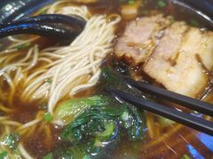 焖肉面-大龙汤包