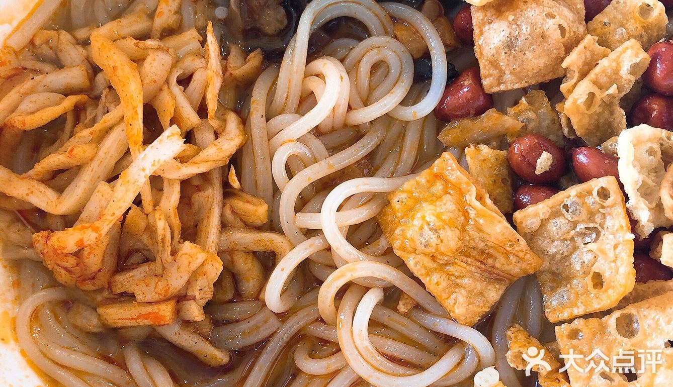 它是香而不腐的，闻之开胃，想之流涎，吃之打滚