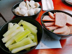 -炉小二铜锅牛蛙•川湘菜(三里屯店)