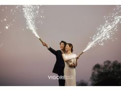 -雪中彩影婚纱摄影·微光艺术中心