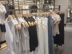 -URBAN REVIVO(佛山南海万达广场店)