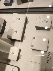 -RUANS阮仕珍珠(北京蓝色港湾店)