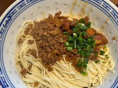 -辣肉面大王(天平路店)