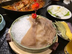 -鹿鸣山草本茶香火锅(园西路店)