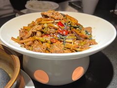 酸笋紫苏炒牛腱-桂小厨广西菜(万象城店)
