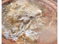 -威邵鸡煲(西华路总店)