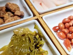 泡菜小碟-九锅一堂酸菜鱼(新南凯德直营店)