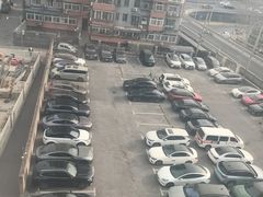 -崇文门菜市场-停车场