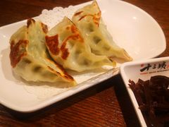香煎韭菜饺-南拳十三姨·潮汕砂锅粥(世纪金源店)