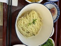 -百年老字号·观振兴蟹黄面·三虾面·苏式面(观前街富仁坊巷店)