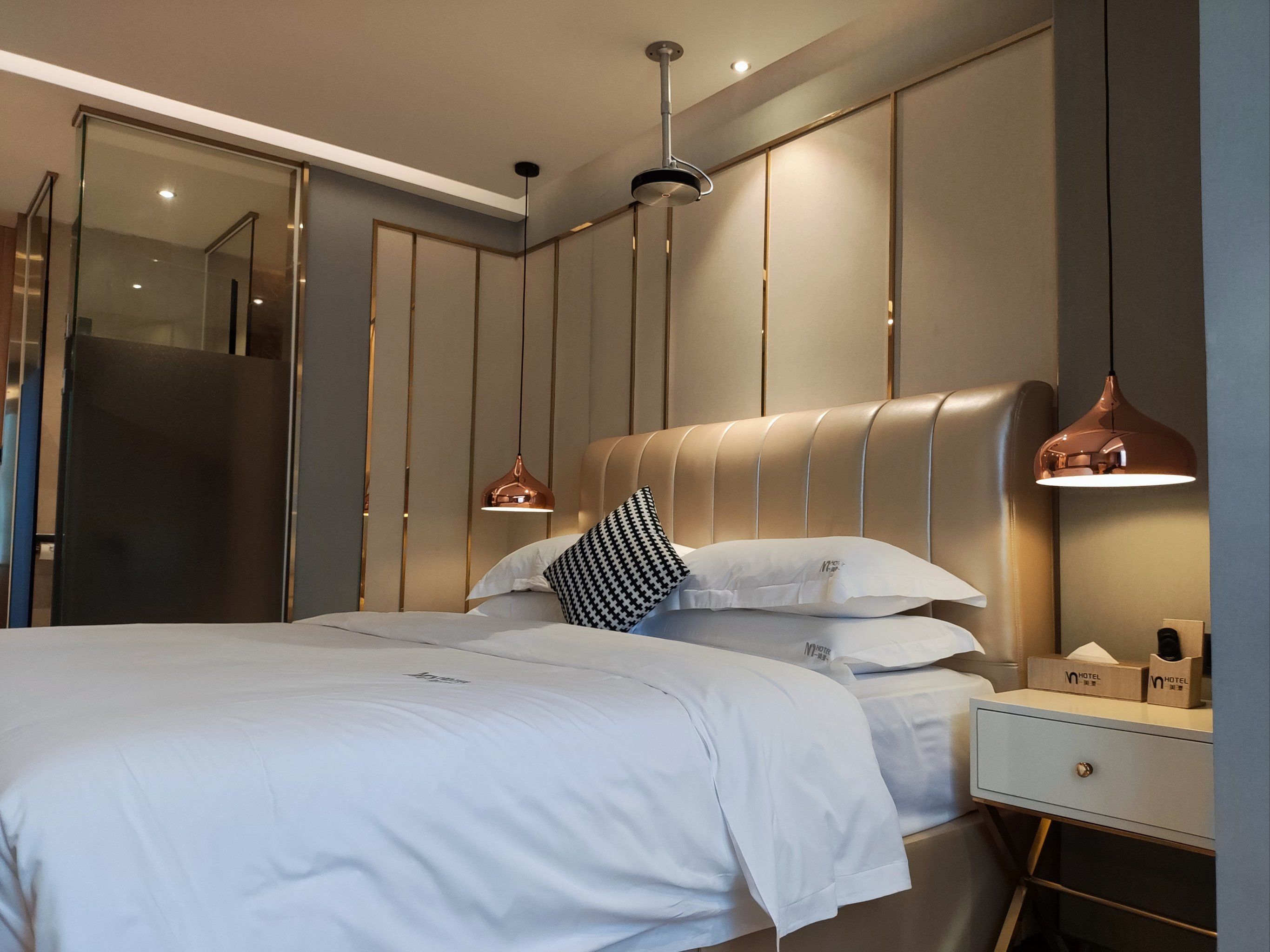 美漾轻奢酒店
酒店名称:美漾轻奢酒店