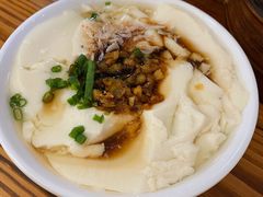 咸豆花-锅贴大王南翔小笼(临沂二村店)