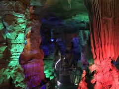 -泰安地下龙宫景区