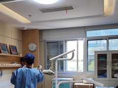 -上海仁爱医院口腔科 · 种植