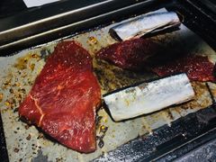鱼肉-阪尚皇·原切牛排·烤肉火锅自助(北京路店)