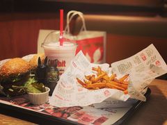 -The Habit Burger Grill 哈比特汉堡(复兴soho店)