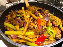 干锅鸡中翅-蛙蛙叫干锅年代(簋街总店)