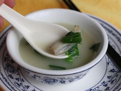 -鲤鱼塘农家山庄