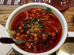 -成都你六姐·牛肉冒菜(上海环宇荟店)